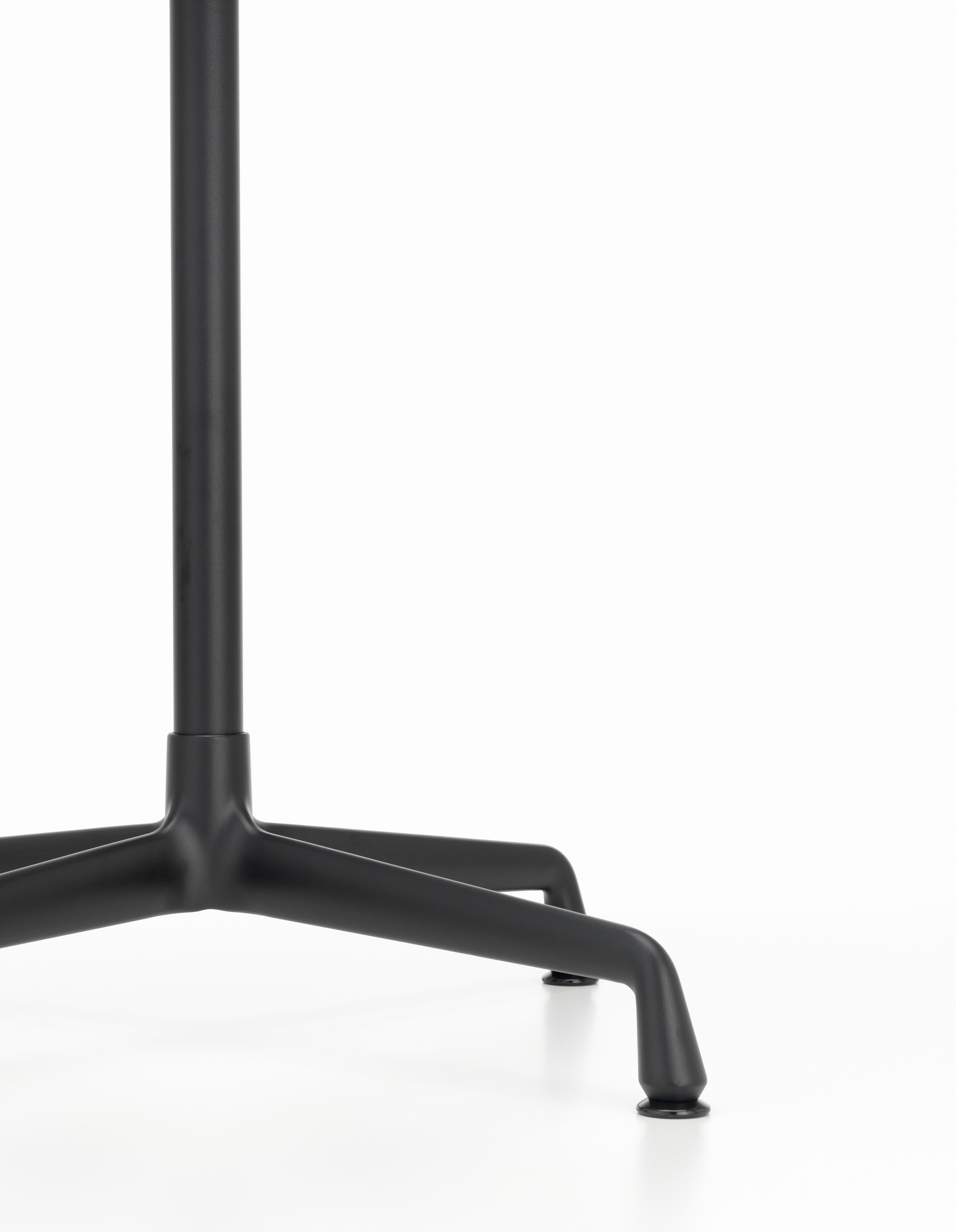 Eames Contract Table Ronde Ø80 cm Vitra