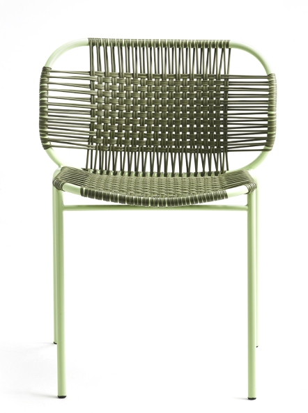 Cielo Stacking Chair, stapelbarer Outdoor Stuhl in Olive und Pastellgrün mit geflochtener Sitzfläche.