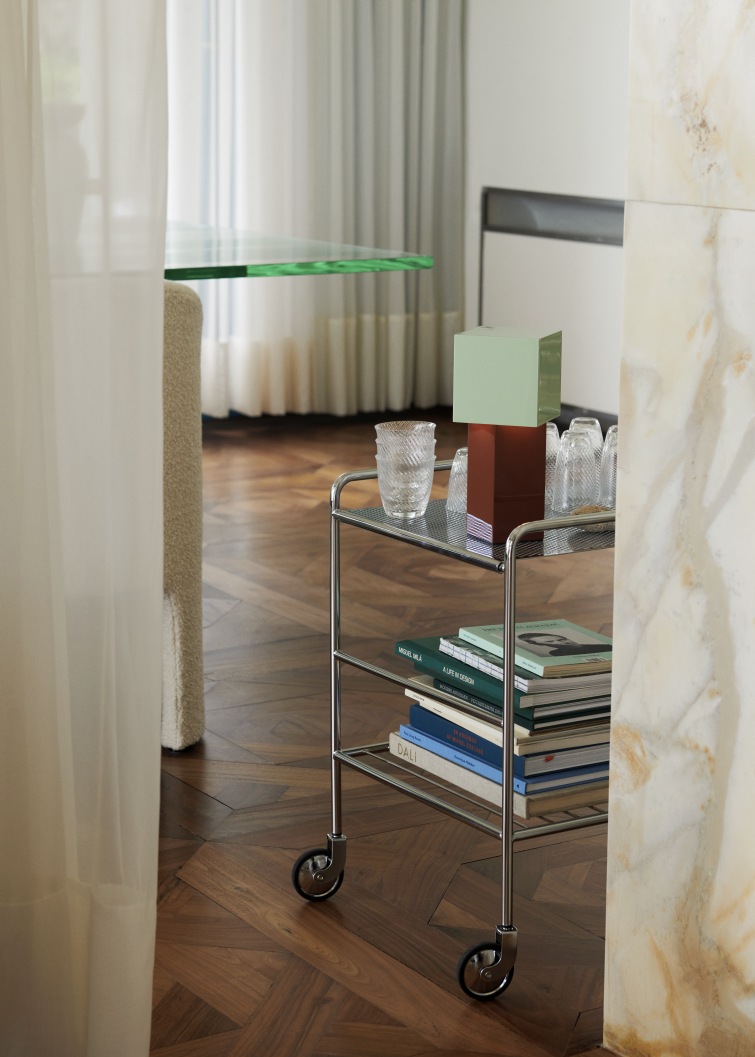 Pivot ATD7 Lampe de table portable / lampe à batterie AndTradition