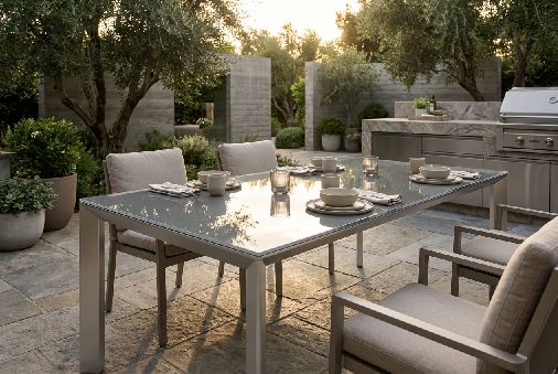 Nori Table / Table à manger Outdoor Kristalia