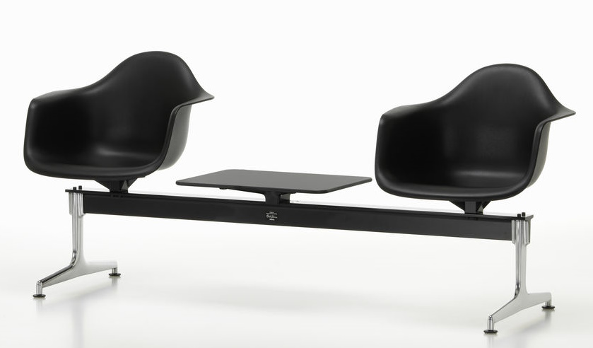 Eames Plastic Armchair RE sur traverse Vitra