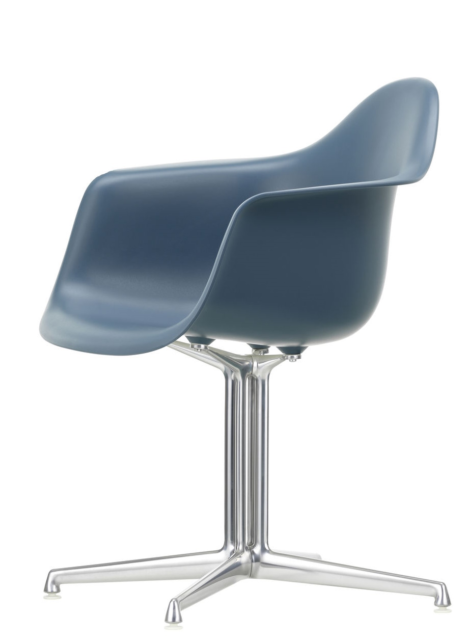 Eames Plastic Arm Chair DAL Chaise Vitra