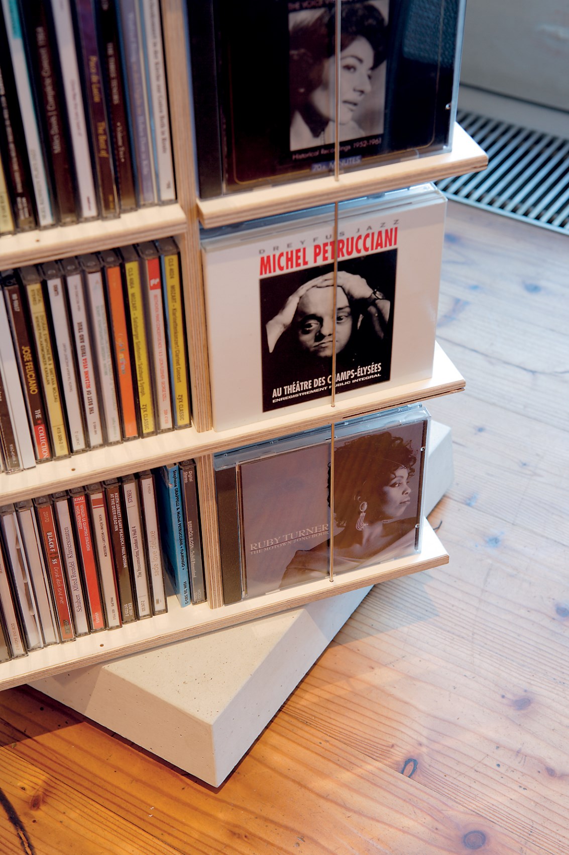 Musikstapler étagère CD Nils Holger Moormann