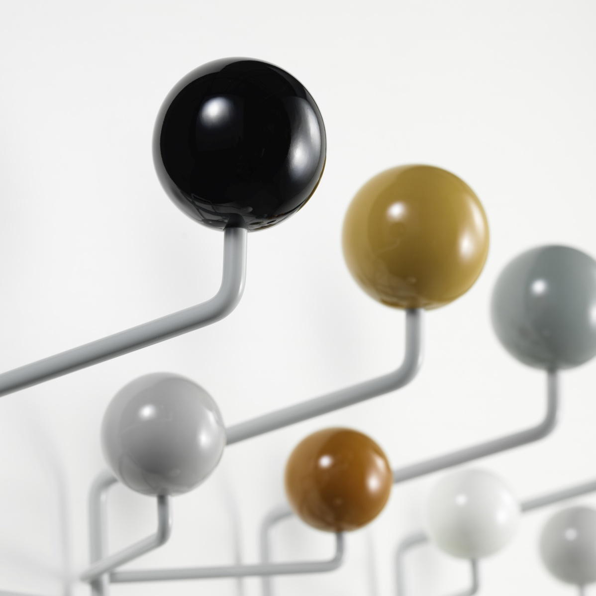 Eames Hang it all Porte-manteau Neutre Vitra NOUVELLE VERSION  