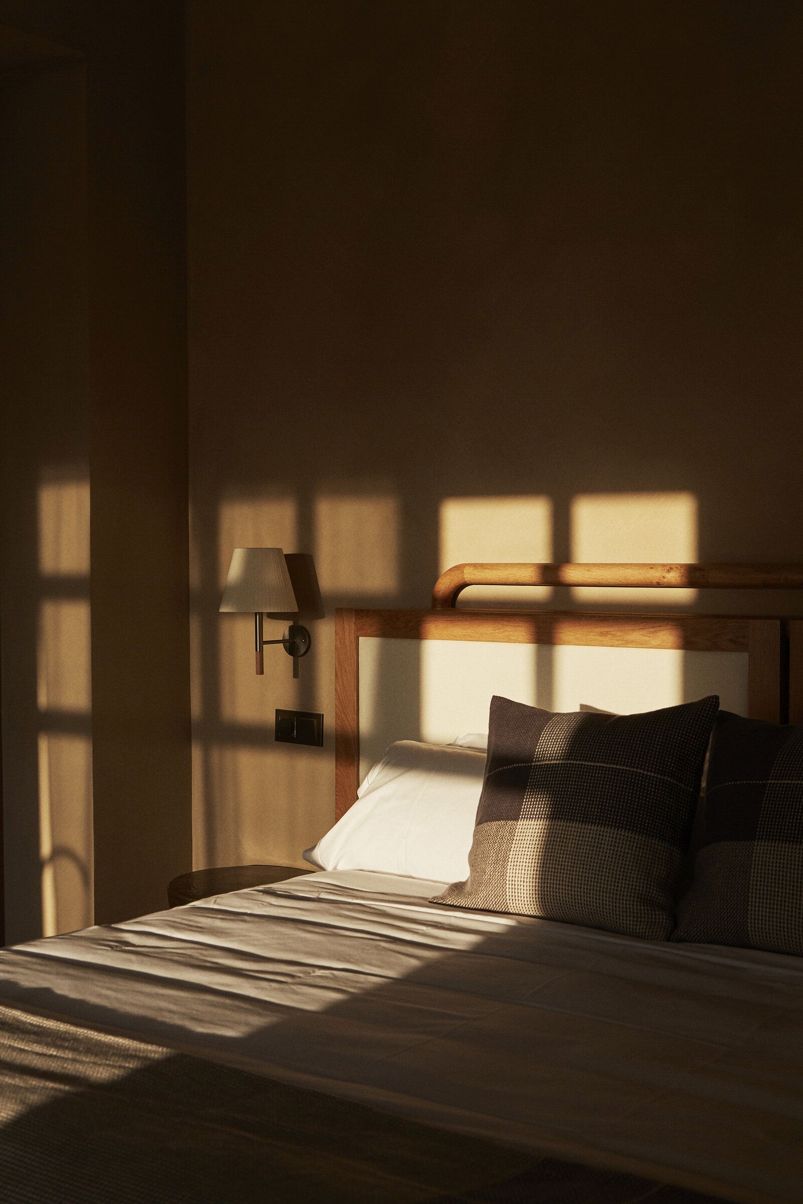 BC2 Applique Santa & Cole