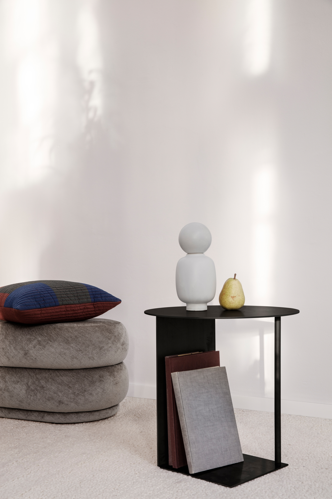 Pouf Oval Faded Velvet Tabouret Moyen Ferm Living Forest