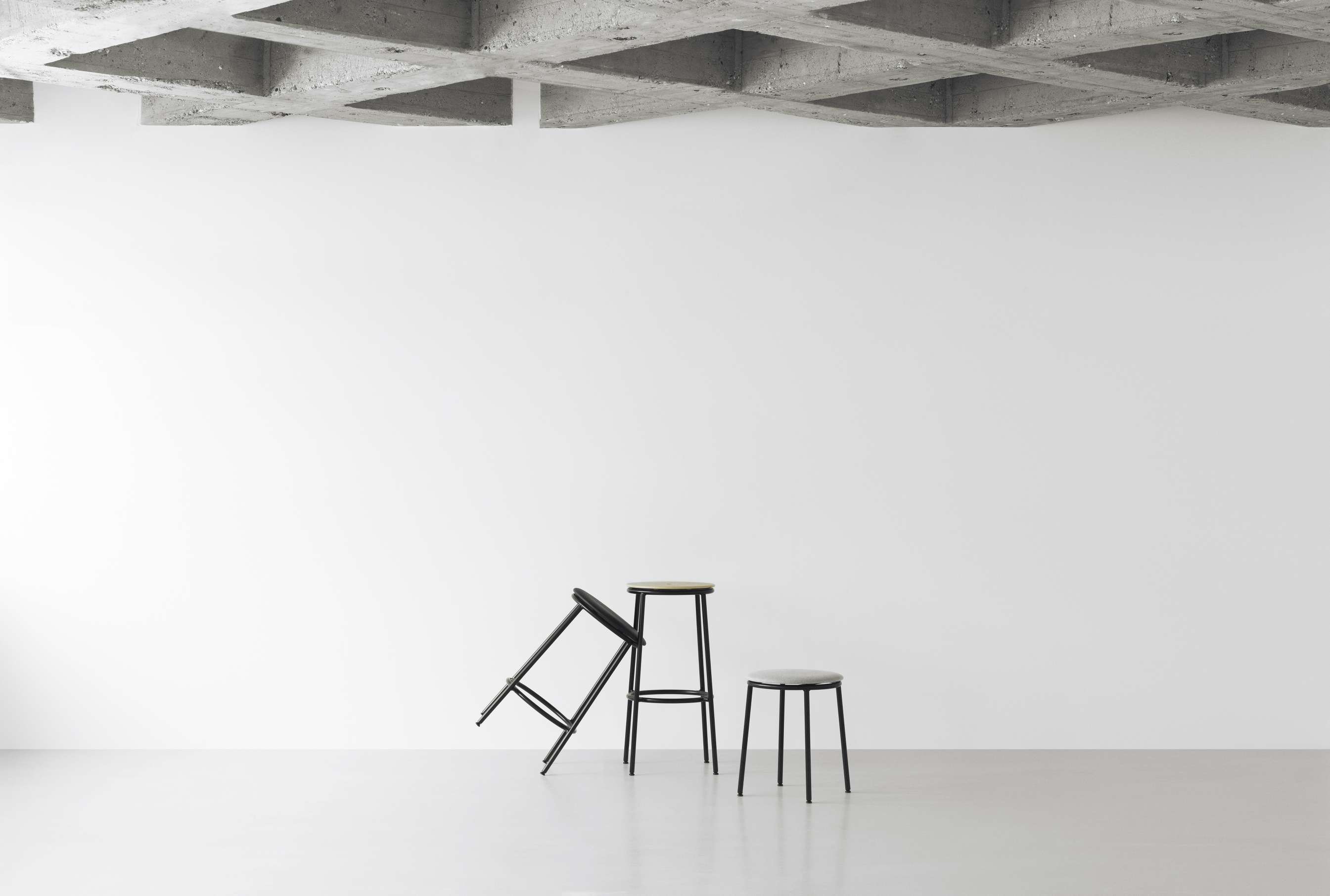 Circa Barstool H 75 cm Tabouret de bar Normann Copenhagen 