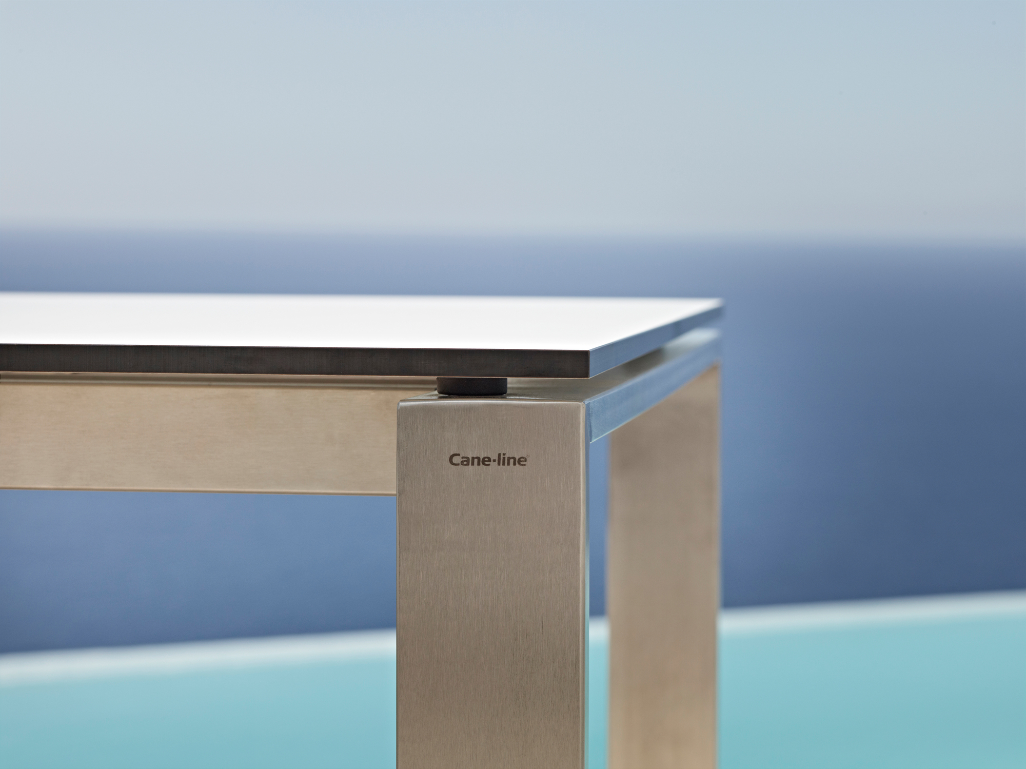 Edge Outdoor Table à manger avec 2 allonges Cane-Line
