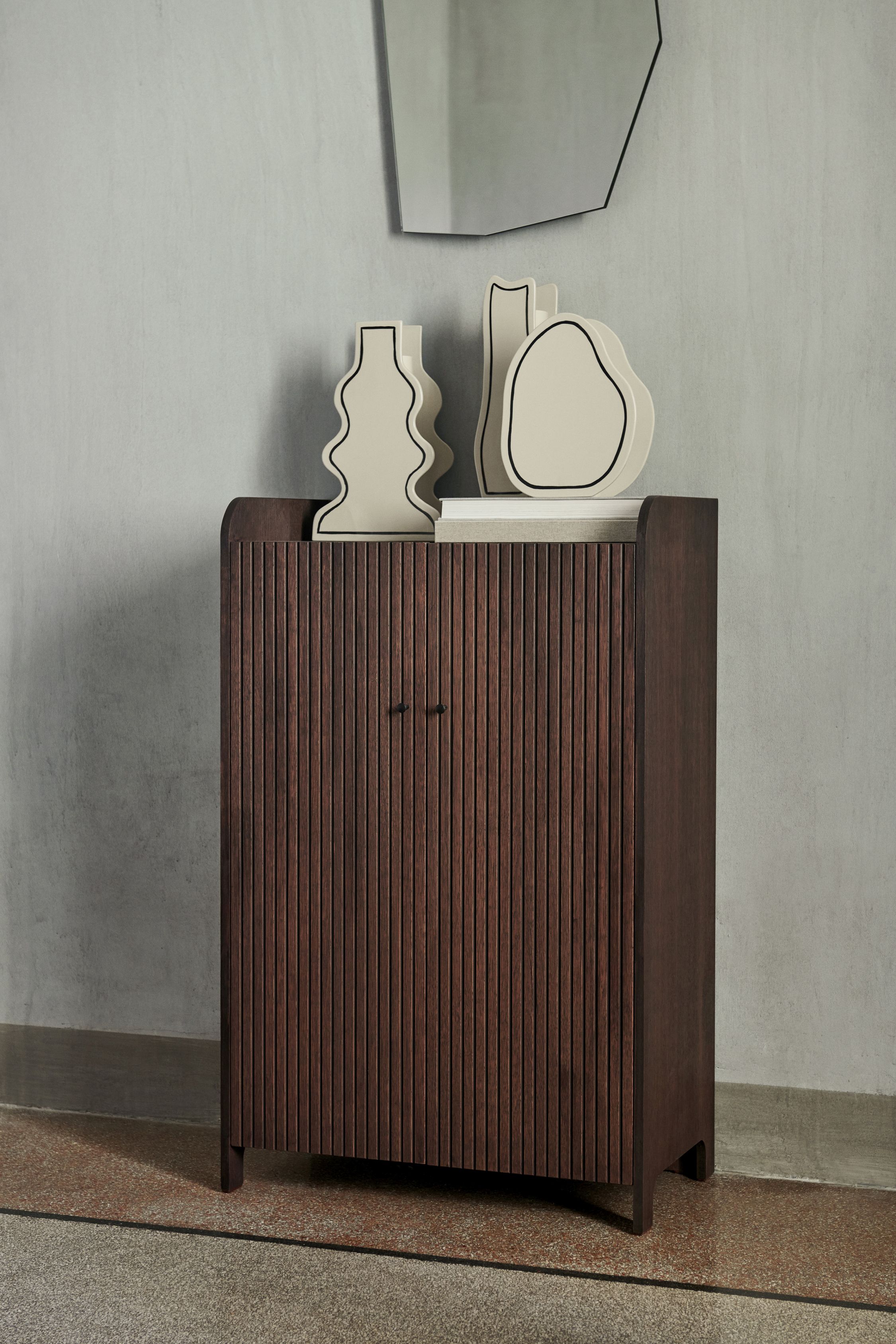 Sill Armoire basse chêne foncé teinté Ferm Living
