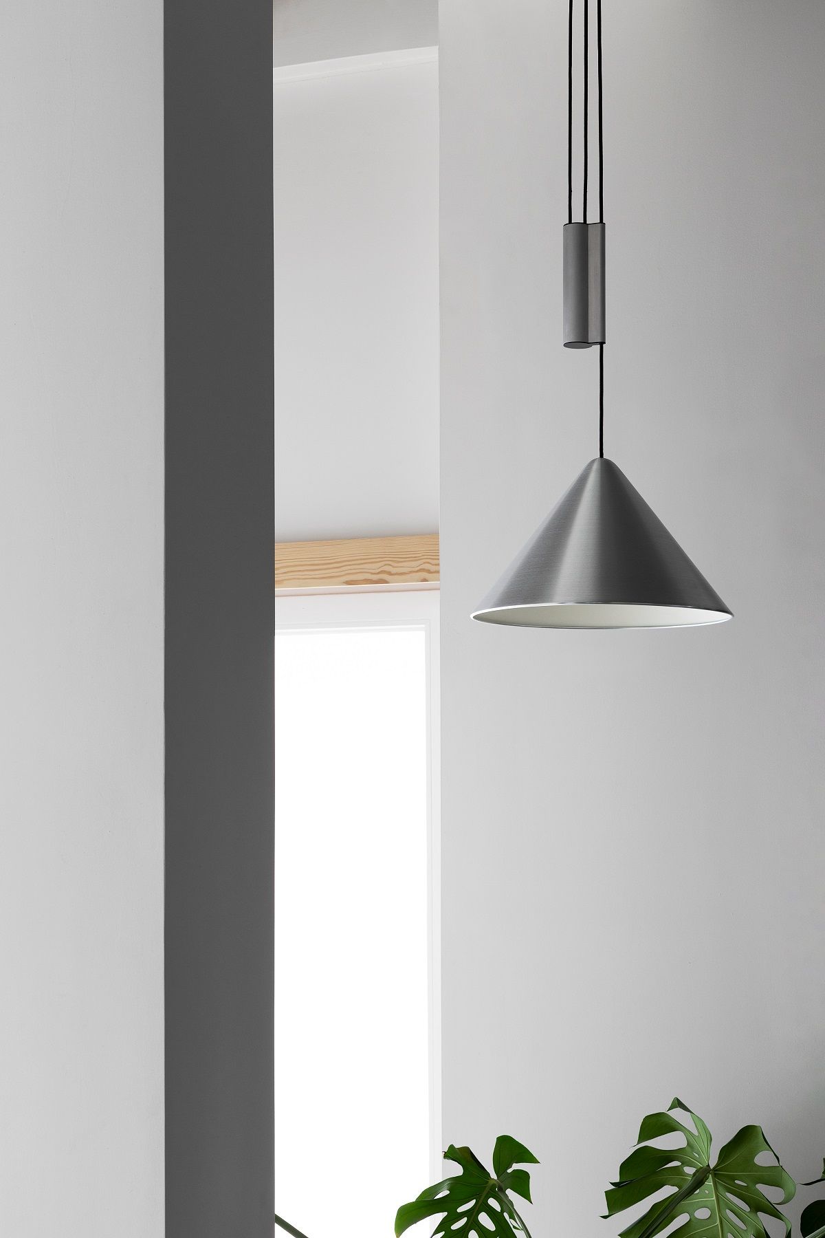 Compass Adjustable Pendant 430 Lampe à suspendre Hay