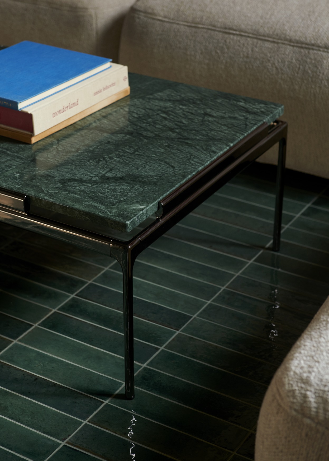 Sett LN12 / LN13 Coffee table Table basse AndTradition