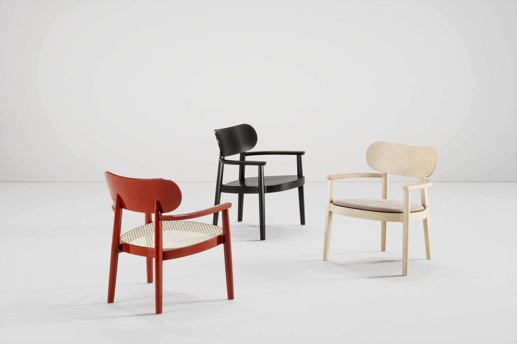 Fauteuil en bois avec accoudoirs 119 F brillant Thonet