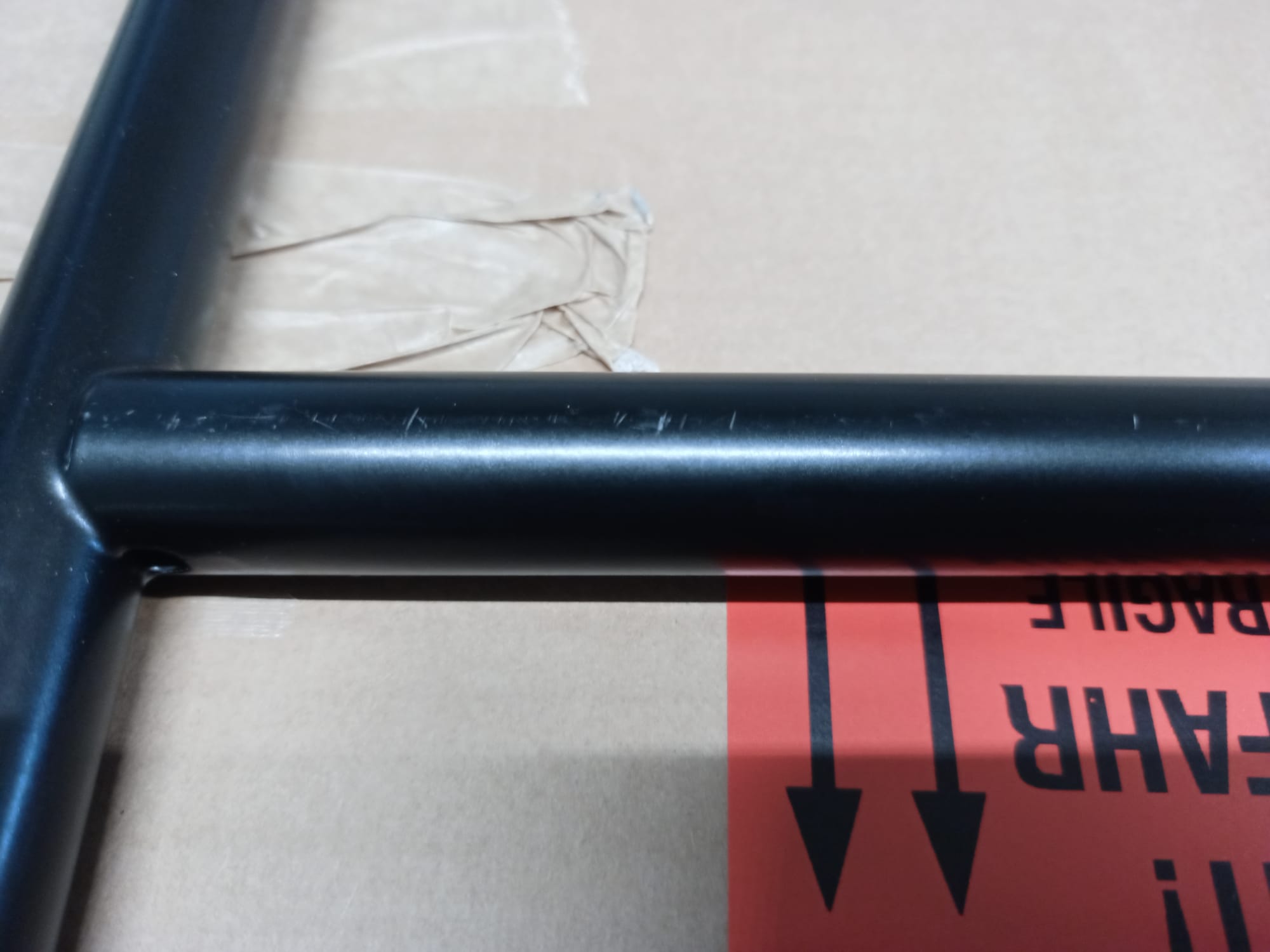 Cadre de table Eiermann 3, couleur NOIR, 58 x 29 cm, Richard Lampert OBJECTS IMPARFAITS