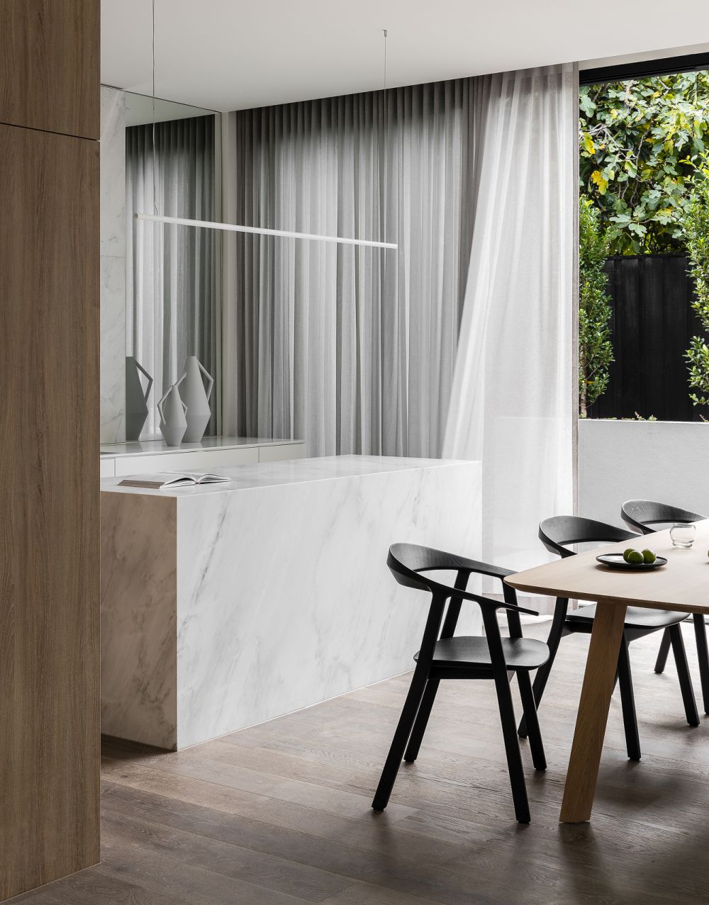 Table Rhomb Prostoria