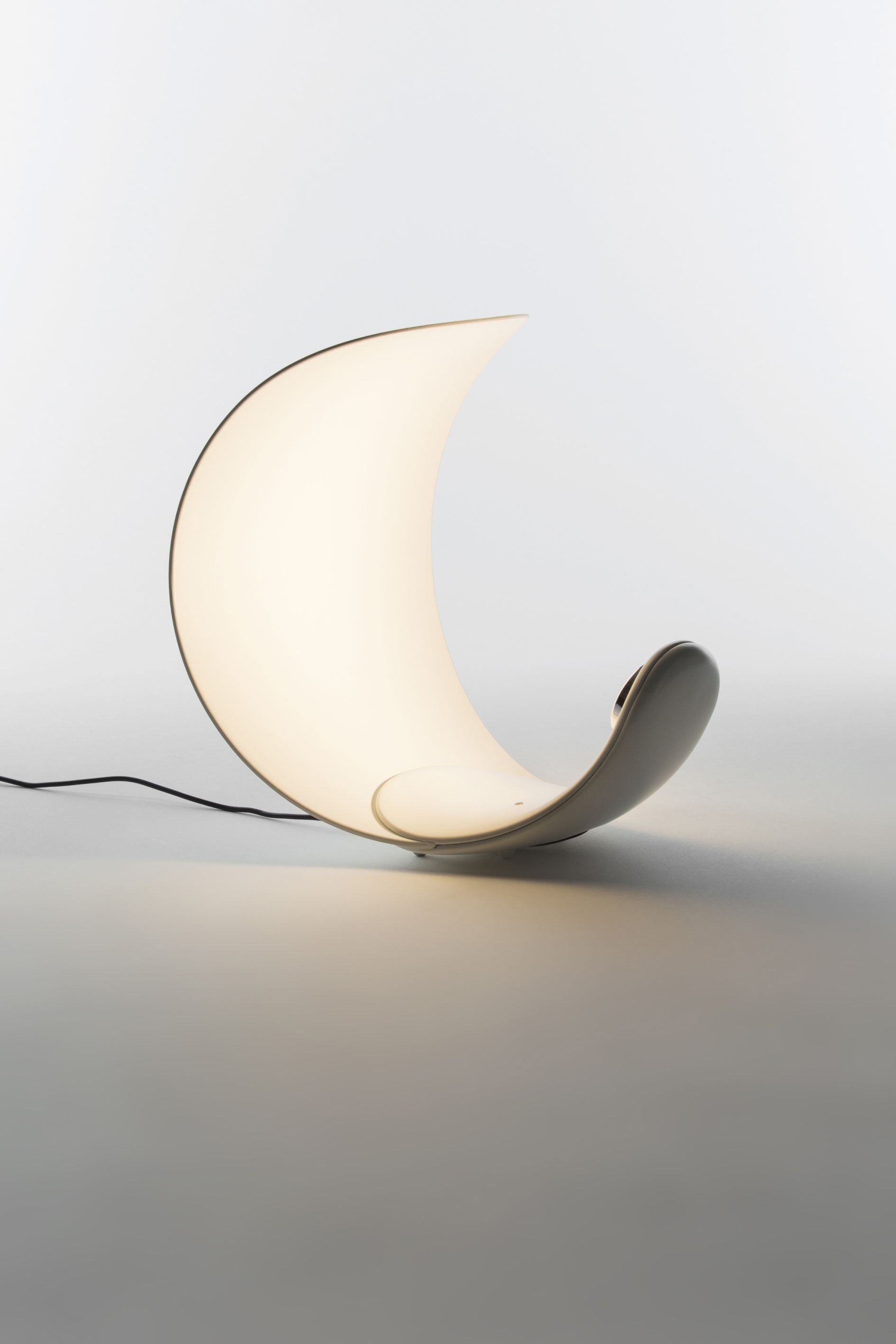 D76 Curl lampe de table Luceplan