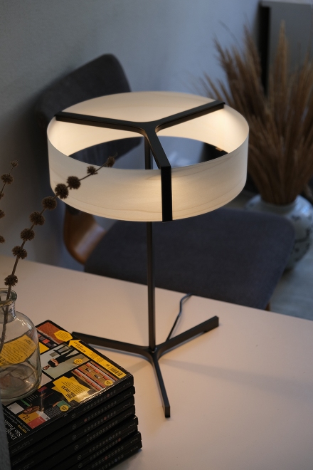 Thesis Table Lampe de table LED LZF Lamps