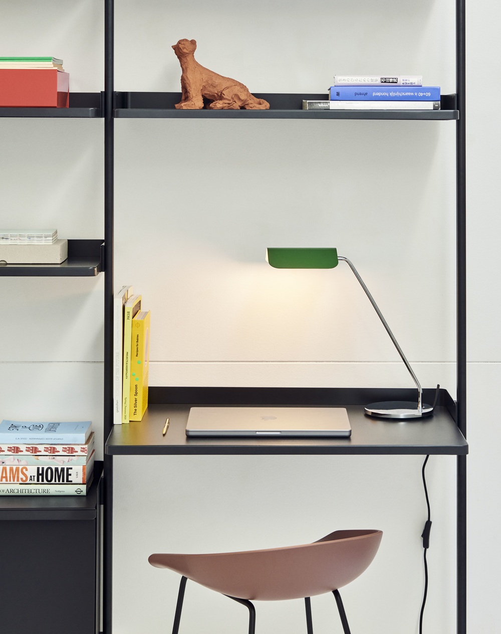 Apex Desk Lamp Lampe de table Hay