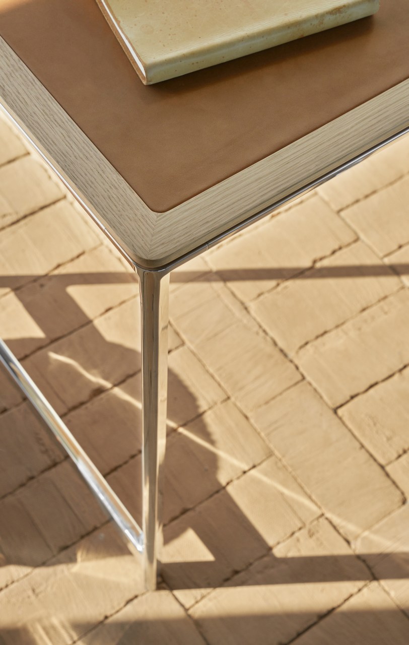 430 Studio Desk Bureau Vipp