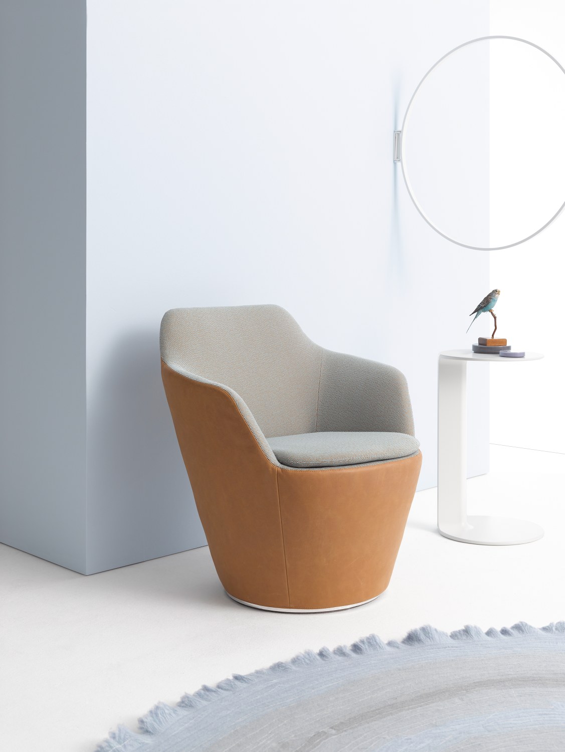 Flint fauteuil pivotant avec pied assiette pivotant Cor 