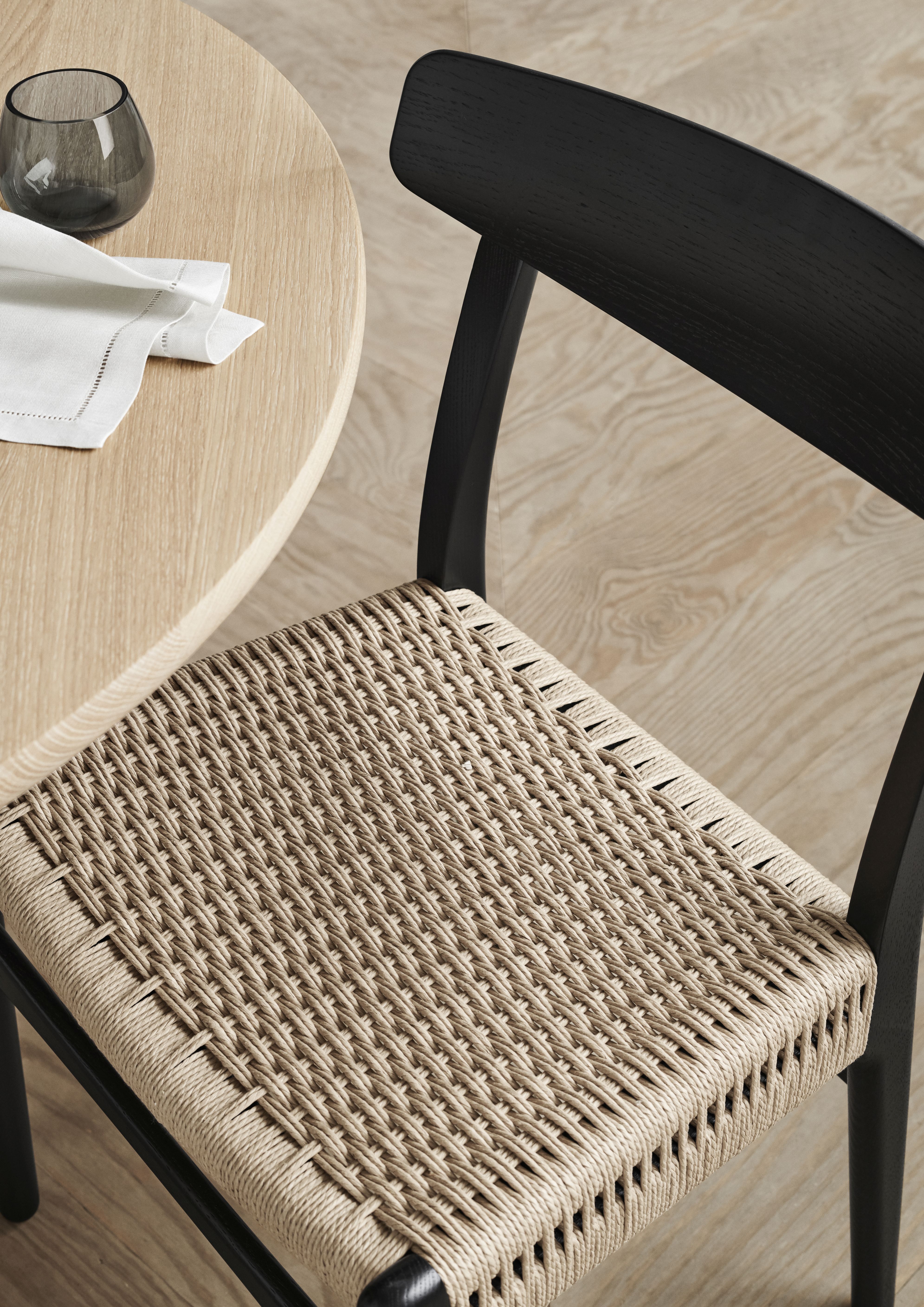 CH337 Table de salle à manger ovale extensible en hêtre huilé Carl Hansen & Søn