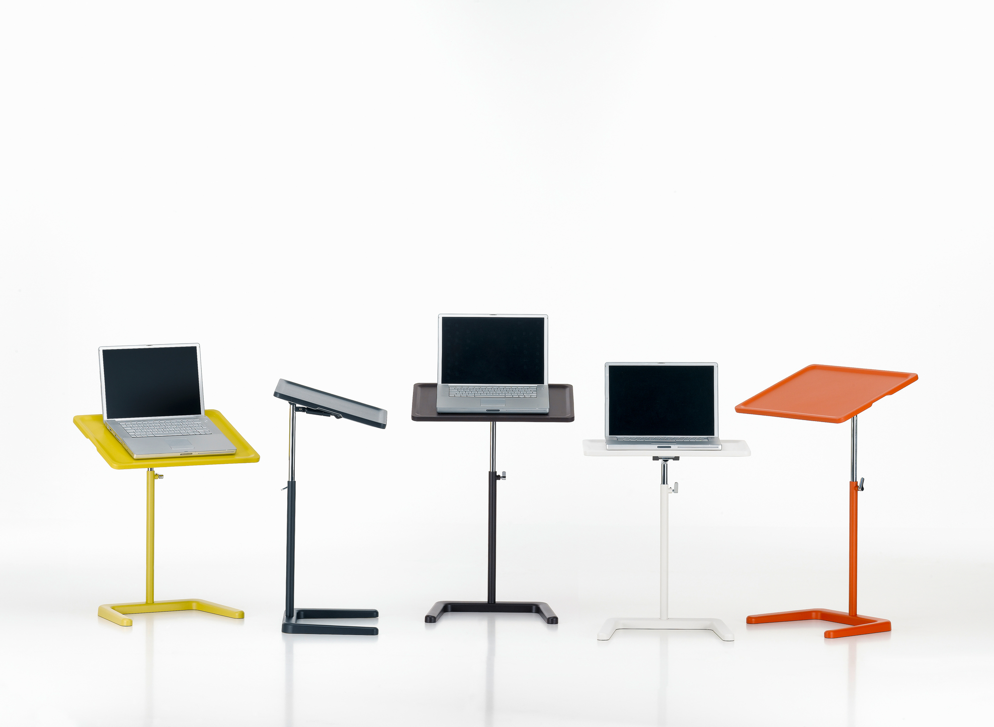 Nes Table Table d'appoint Vitra Basic dark