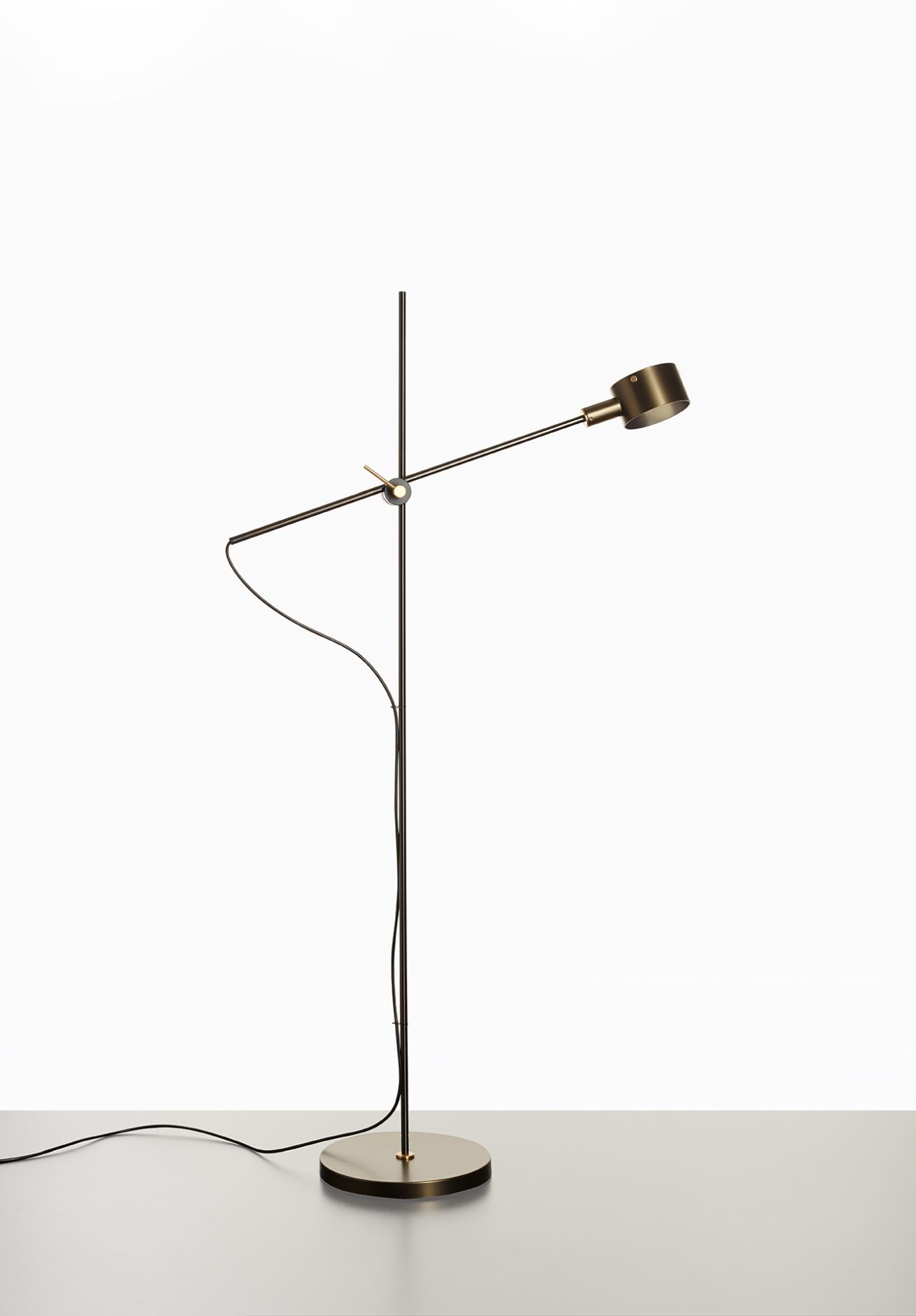 G.O. 352 Lampadaire Oluce G.O. 352 Lampadaire Oluce