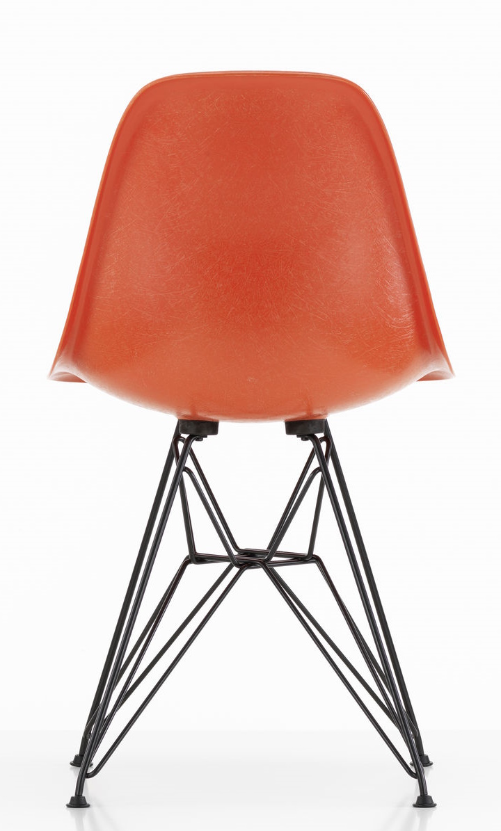 Eames Fiberglass Chair DSR chaise Vitra