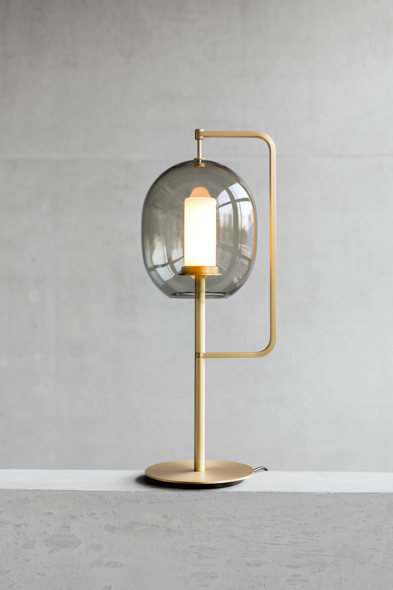 Lantern Light lampe de table laiton ClassiCon