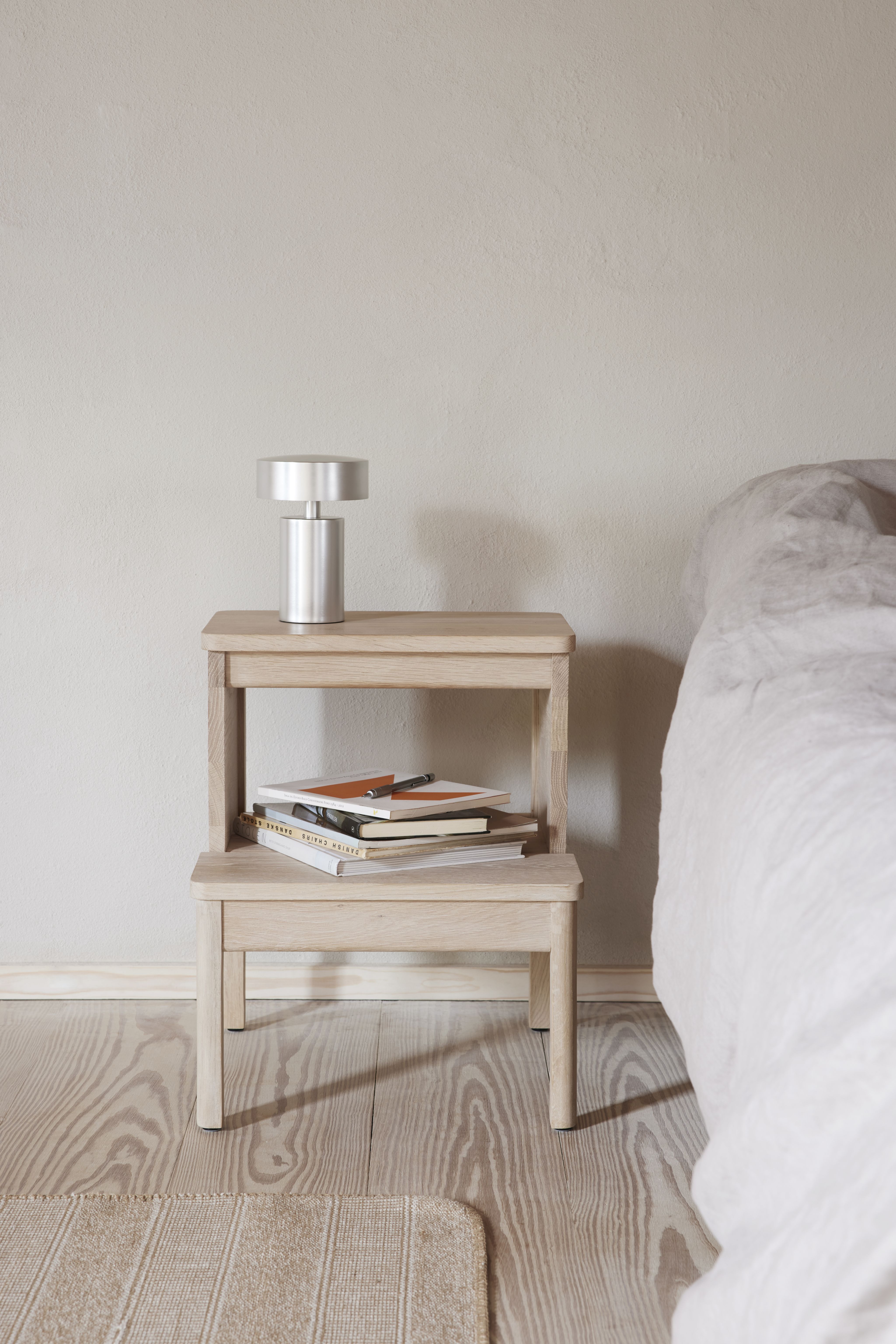 A Line Tabouret marchepied Form & Refine