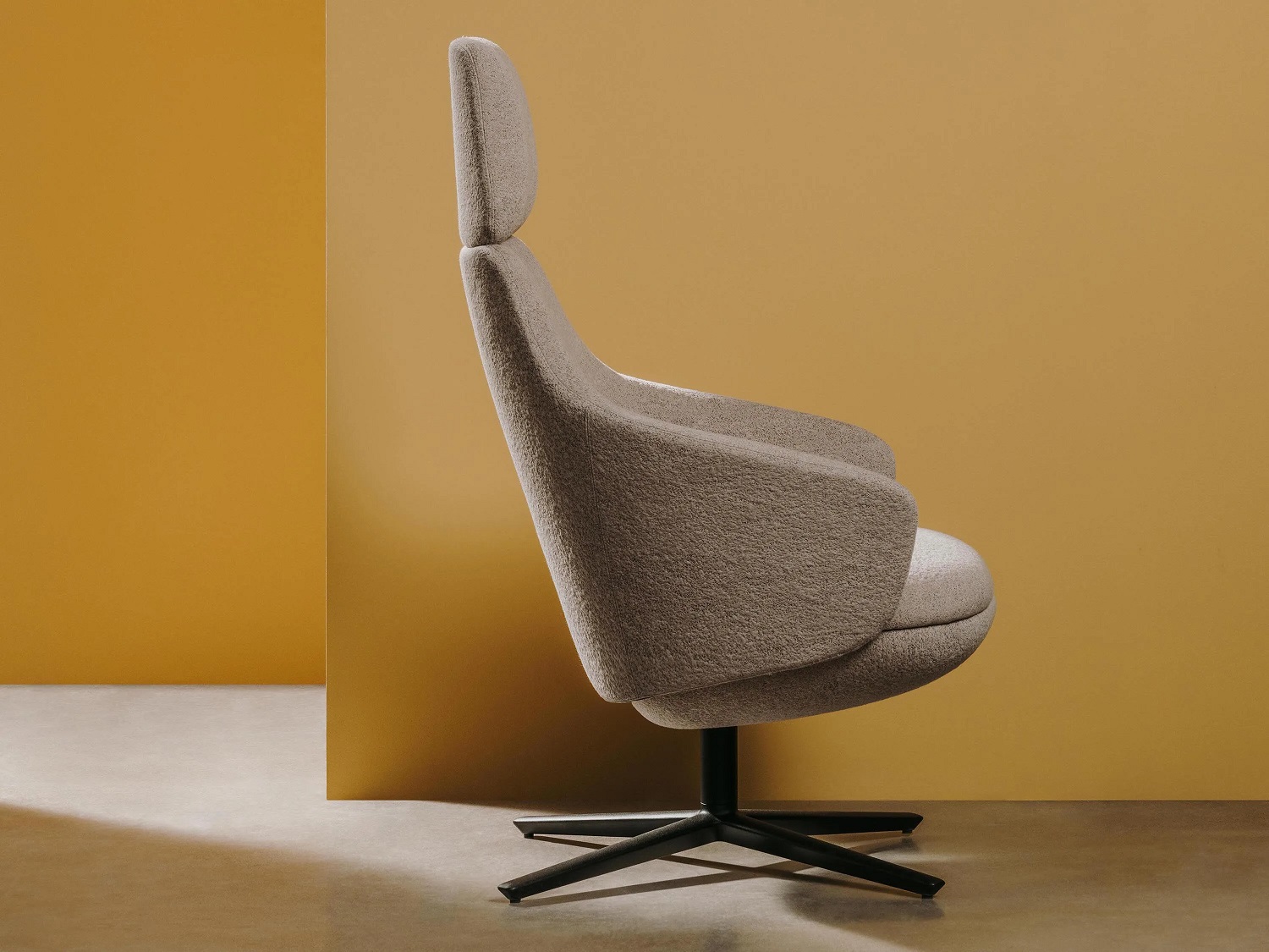 Calma BU2331 Lounge Chair fauteuil pivotant Andreu World