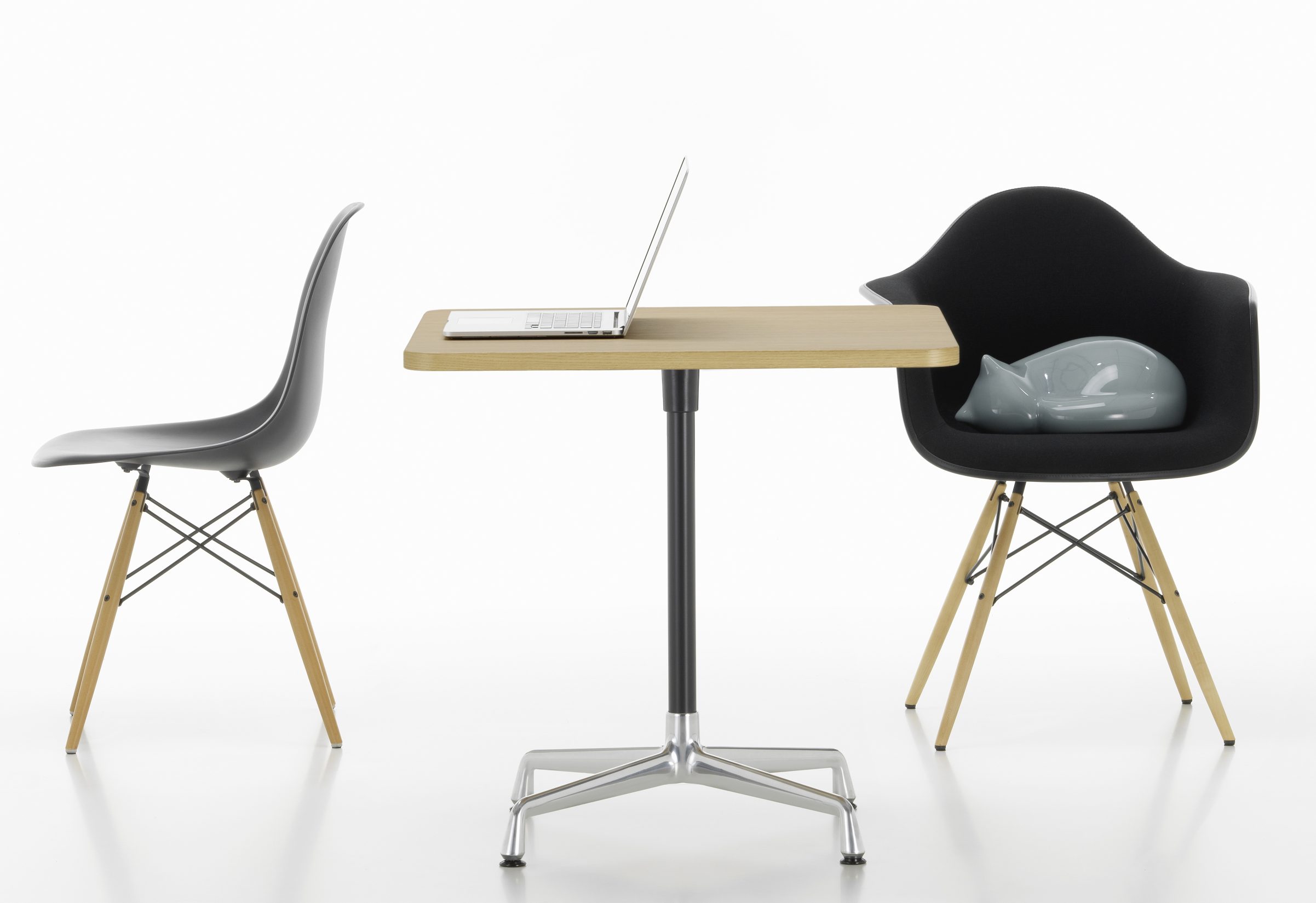 Eames Contract Table Square Vitra