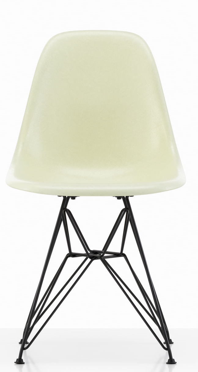 Eames Fiberglass Chair DSR chaise Vitra