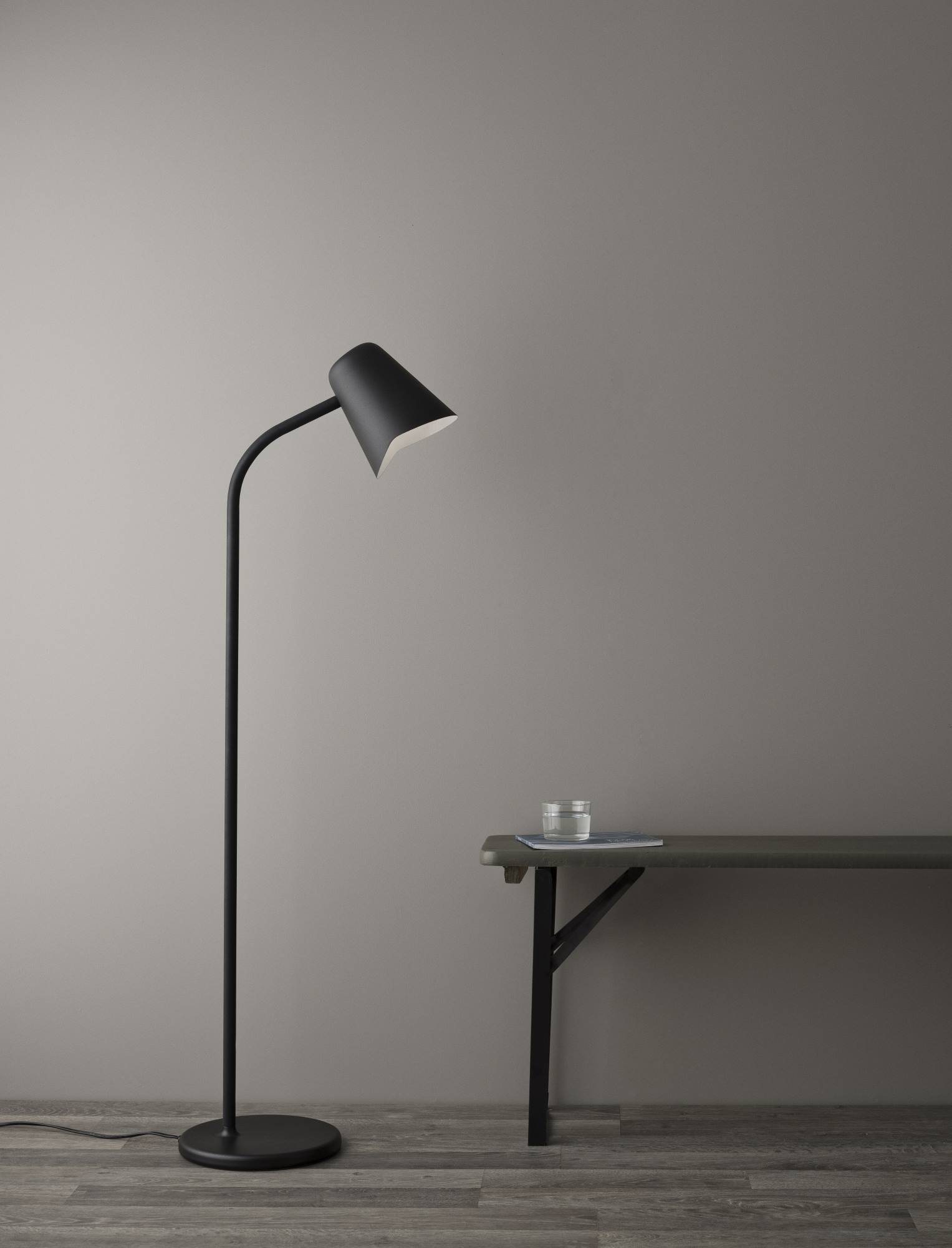 Me floor dim lampadaire Northern