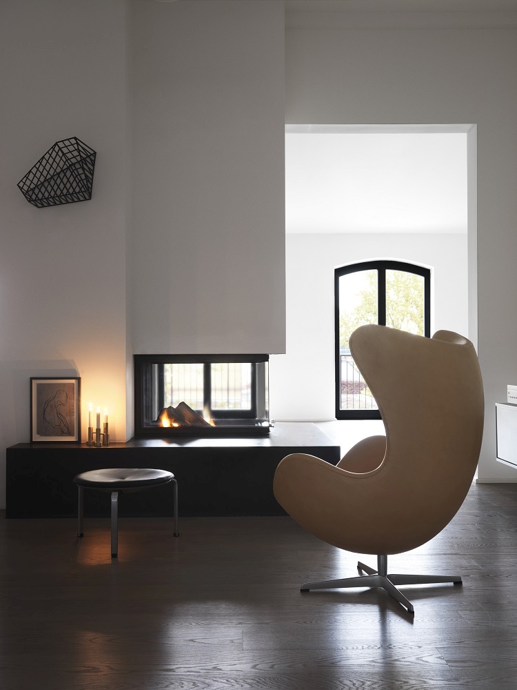 PK 33 / PK33 Tabouret Fritz Hansen