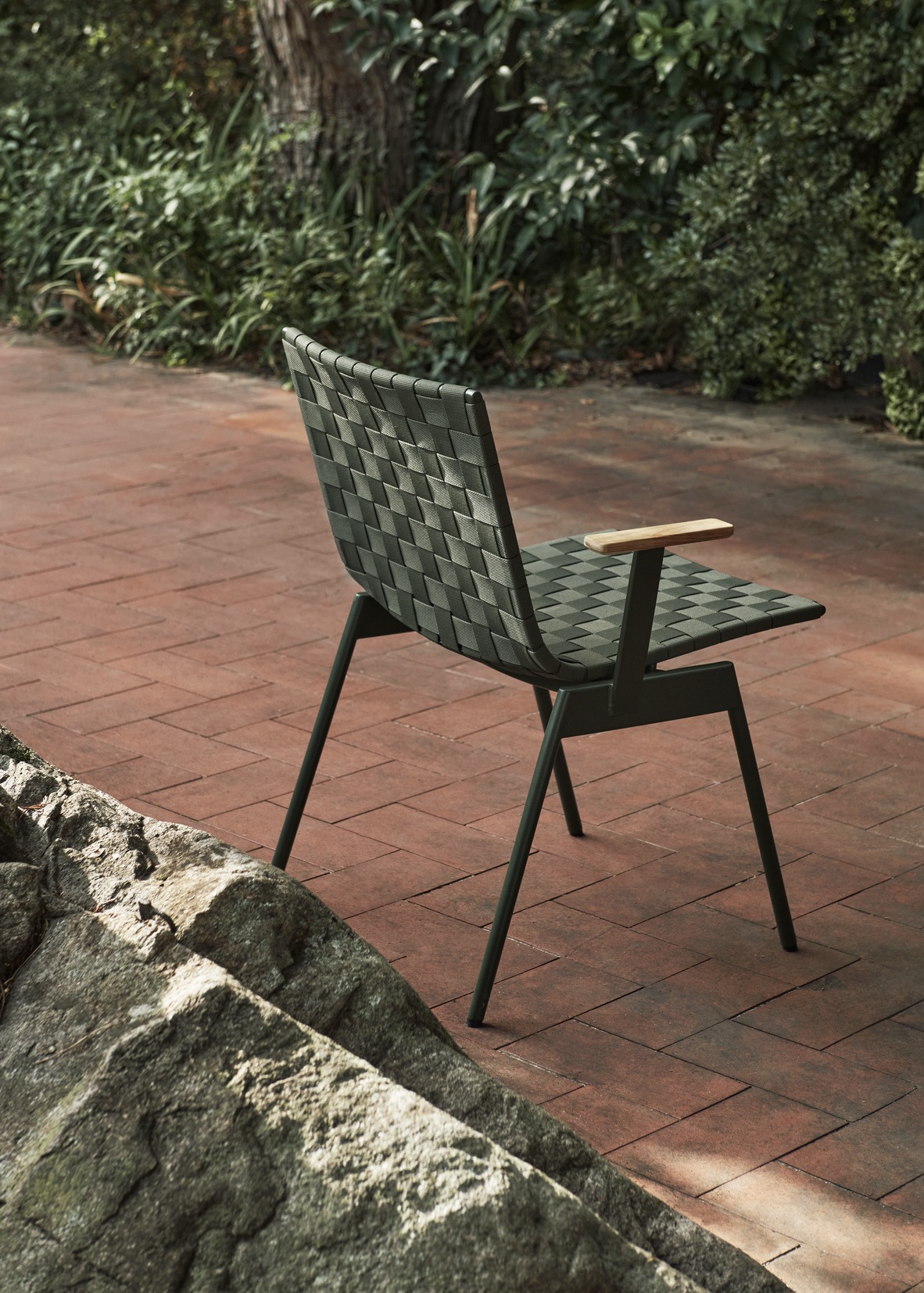Ville AV34 Outdoor Chair Chaise AndTradition