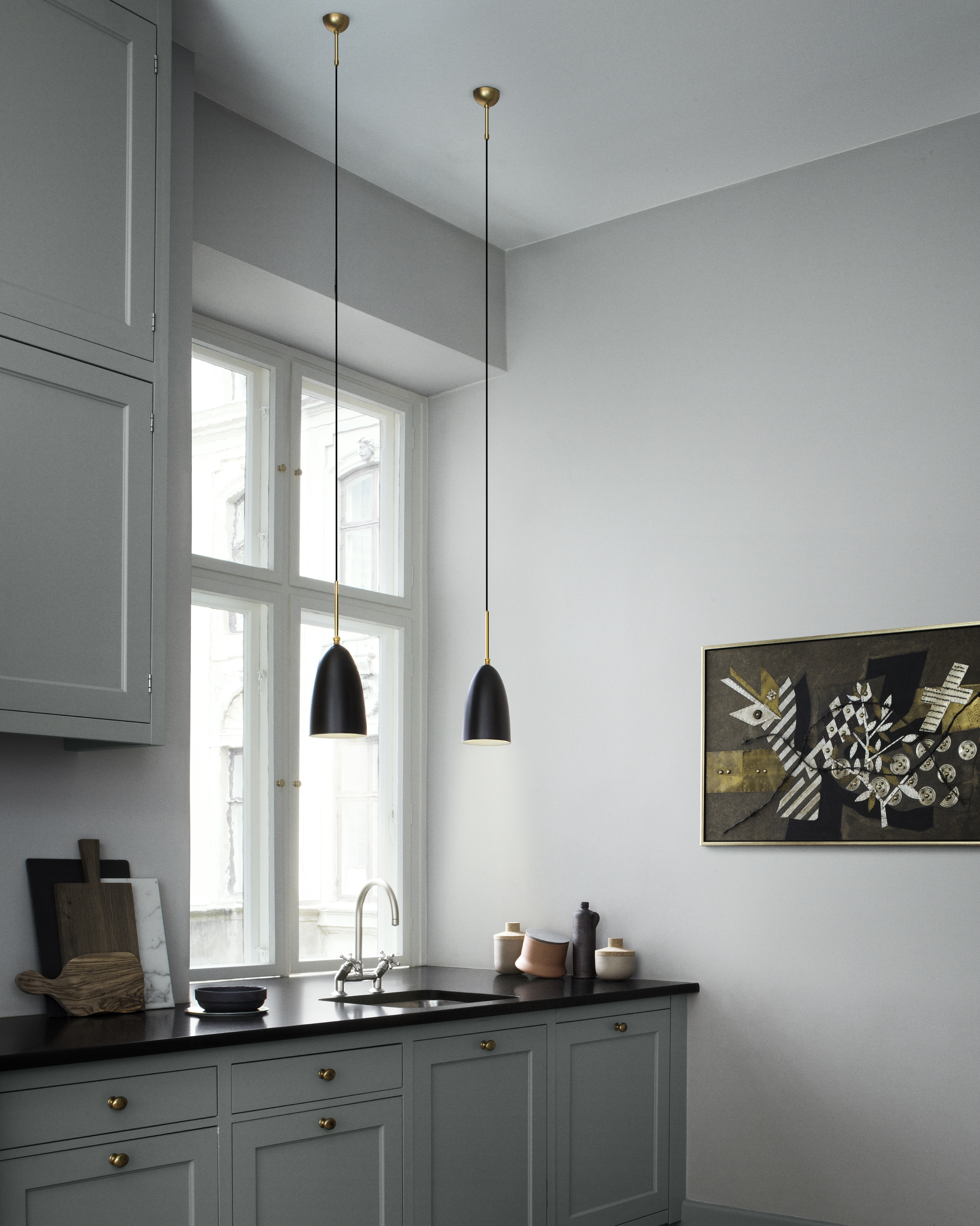 Gräshoppa lampe de Suspendue Gubi