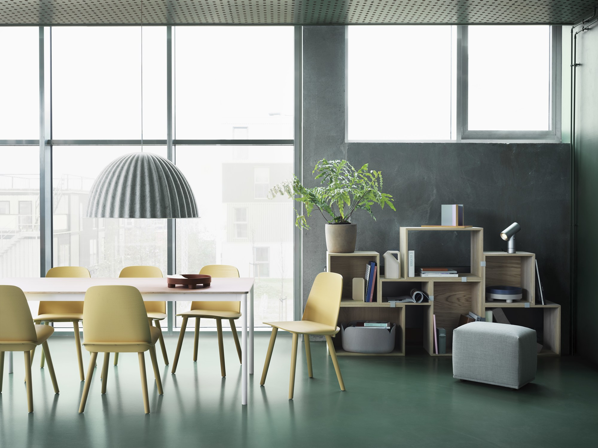 Under The Bell Pendant Lamp 82 Lampe de suspendue Muuto
