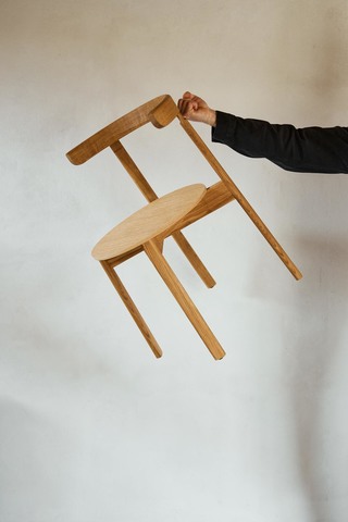 Chaise Lunar chêne Form & Refine