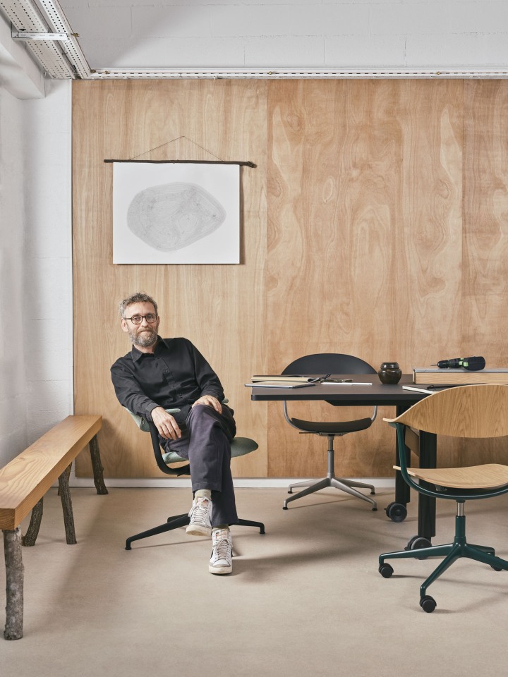 Mynt dossier et assise plastique Chaise de bureau Vitra