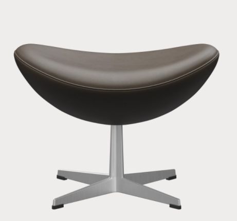 Egg Chair Hocker aus Leder in Stein von Fritz Hansen mit silbernem Fuß.