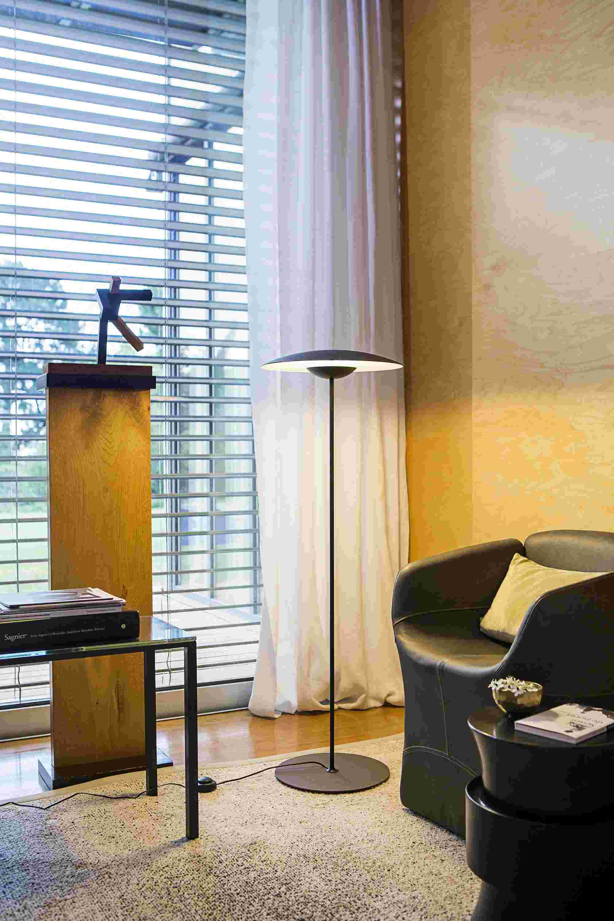 Ginger P LED Lampadaire marset chêne