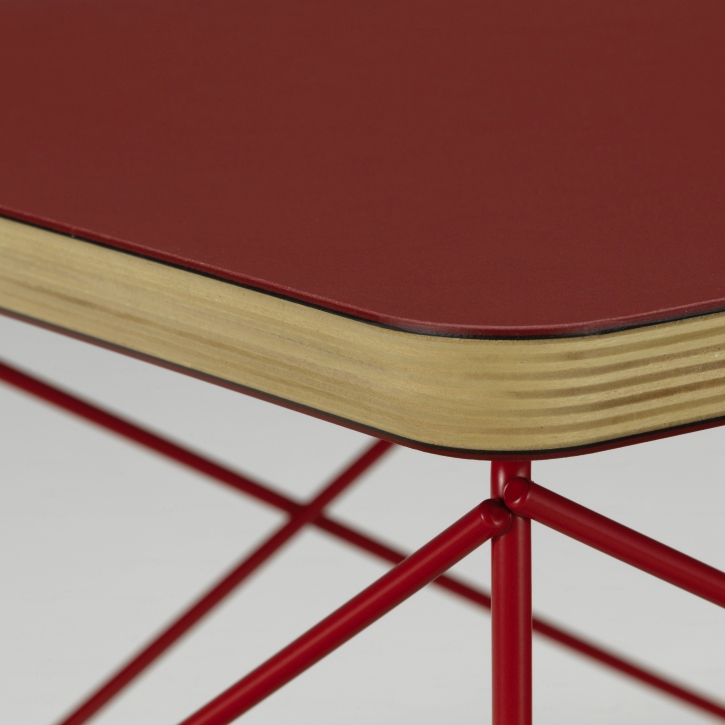 Occasional Table LTR Table d'appoint Linoléum Dark brick Vitra 