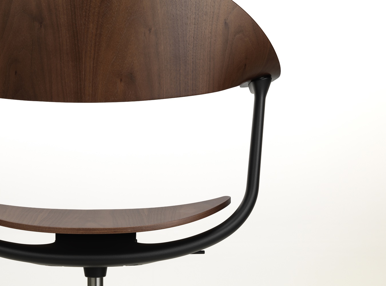 Mynt High Chaise pivotante de bureau assise et dossier en contreplaqué Vitra