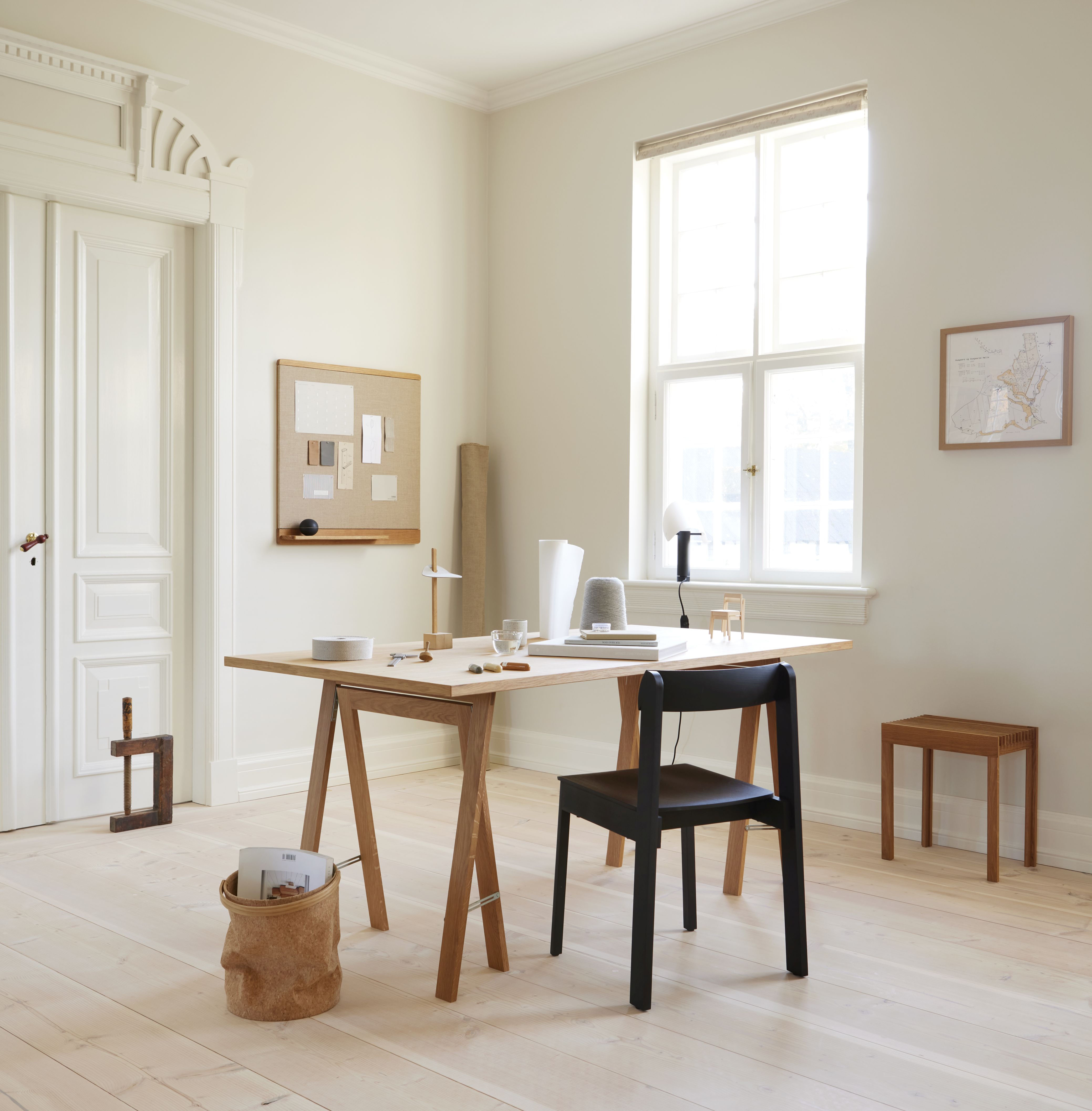 Lightweight Tabouret chêne Form & Refine