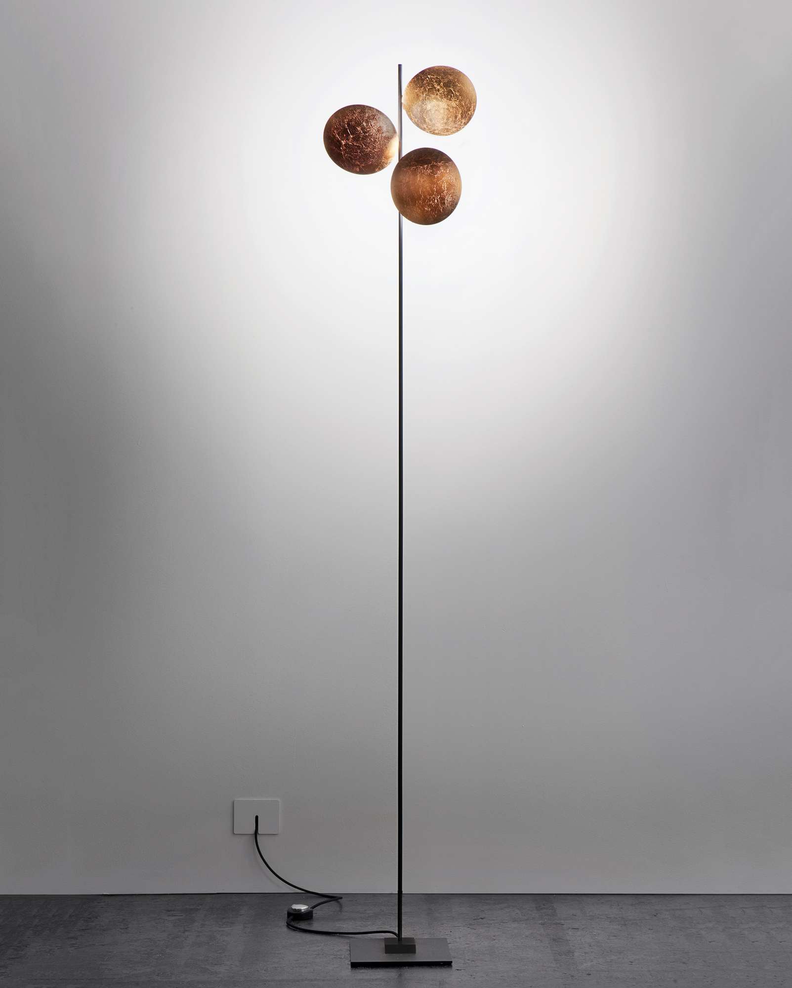Lederarm F3 lampe à pied Catellani & Smith