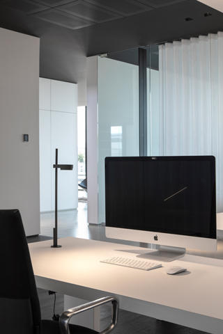 Kido Desk lampe de table à montage fixe Ø 51 mm Belux 