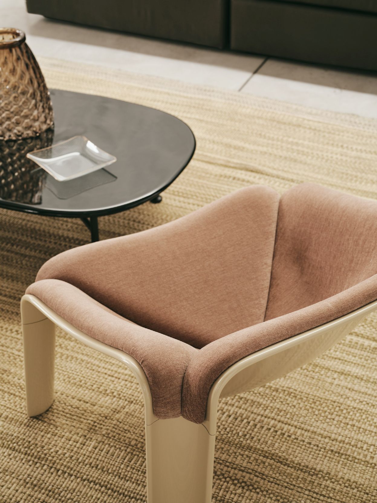 F300 Fauteuil lounge Gubi