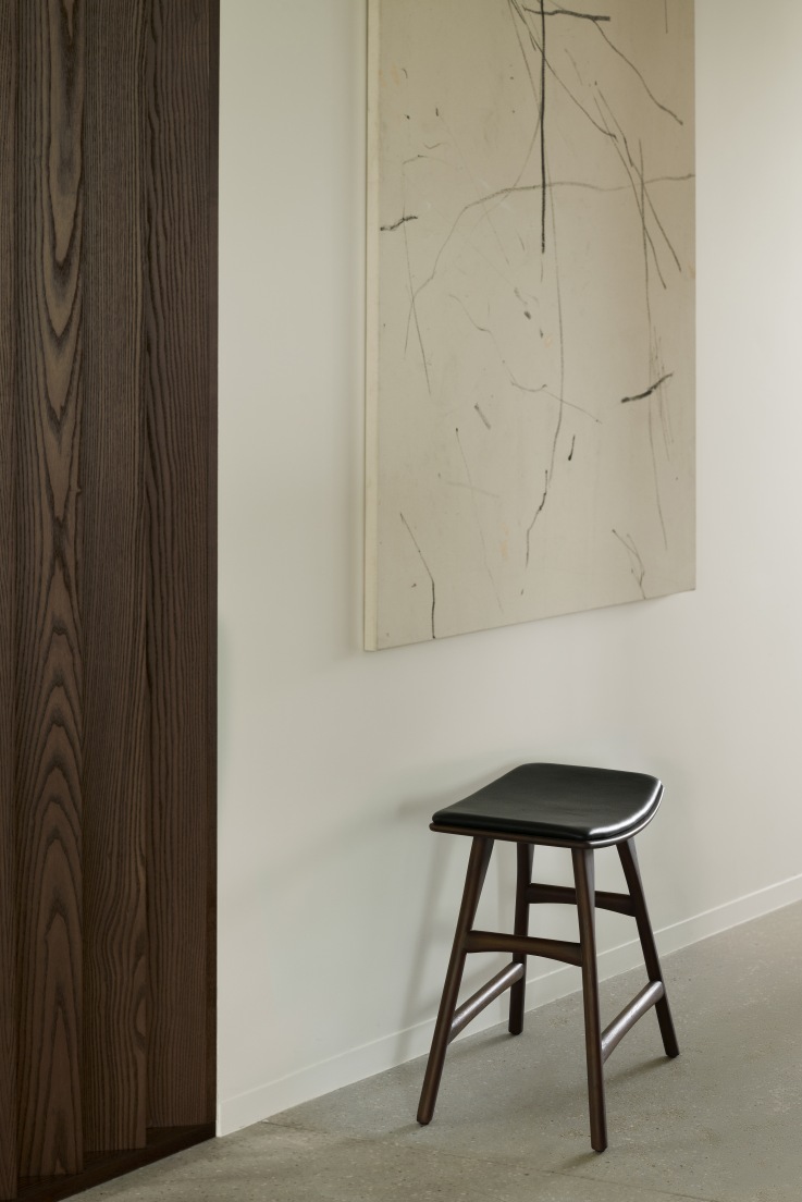 Osso Stool Tabouret avec assise rembourrée Cuir Noir Ethnicraft