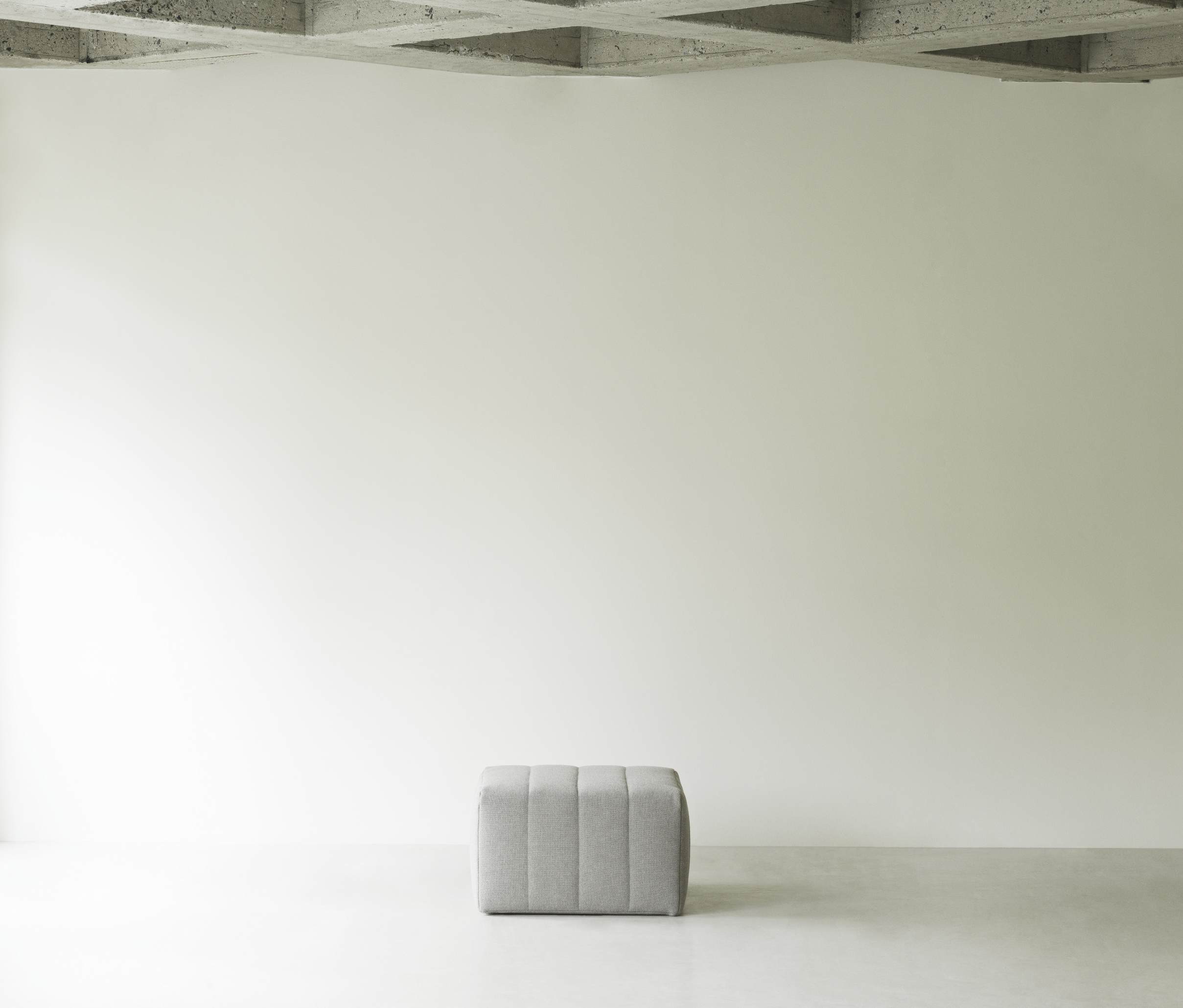 Scene Pouf Small Tabouret Normann Copenhagen