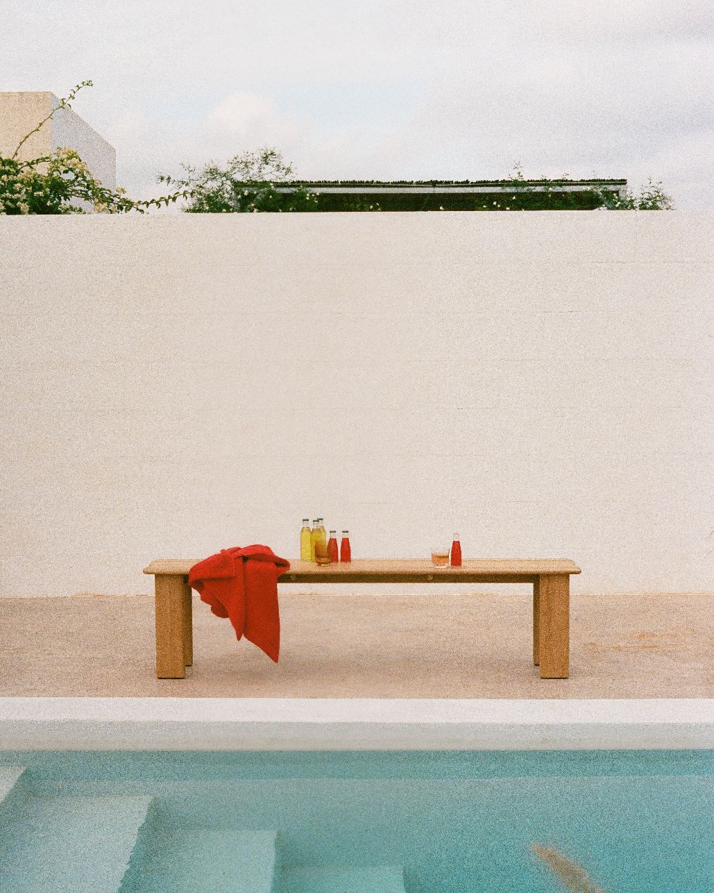 Assemble Bench Banc Teck Outdoor Muuto